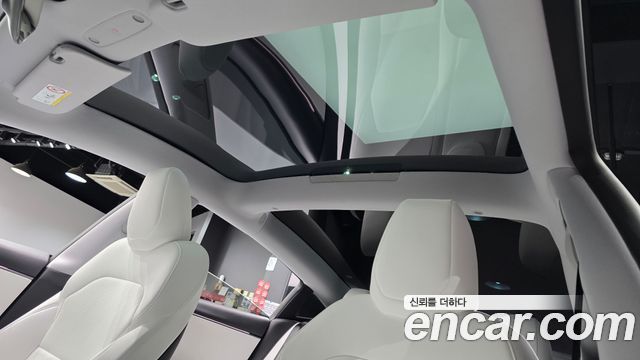Tesla Model 3 2025