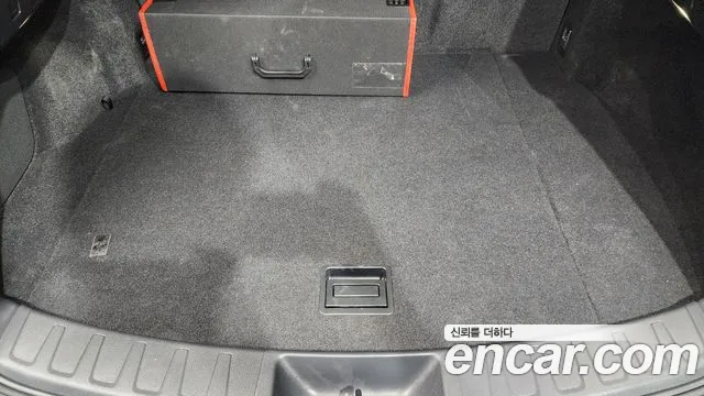 Lexus UX 2024