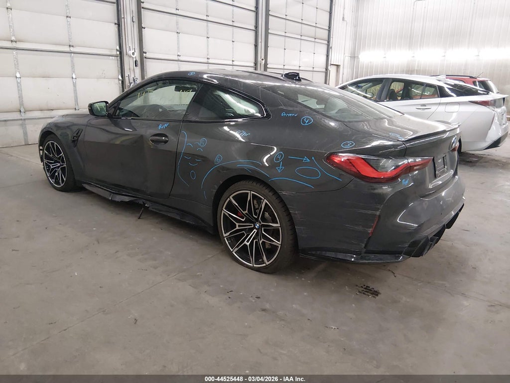 BMW M4 2022