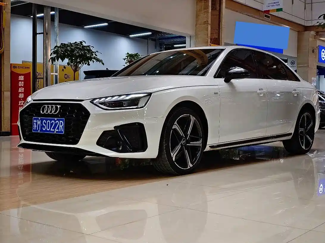 Audi A4 2025