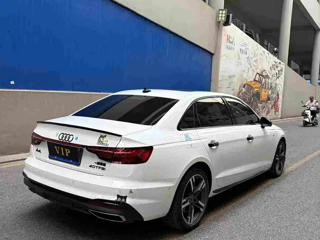 Audi A4 2023