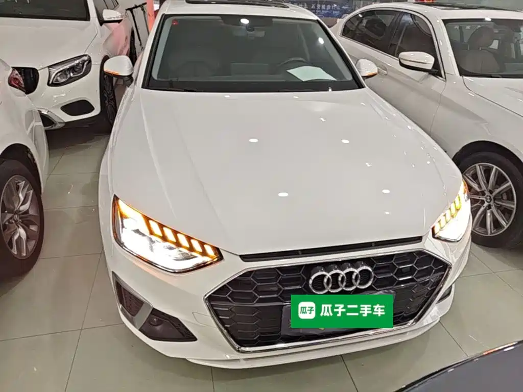 Audi A4 2023