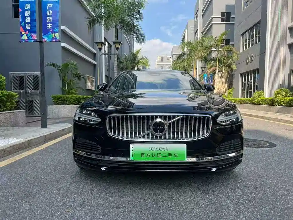 Volvo S90 2024