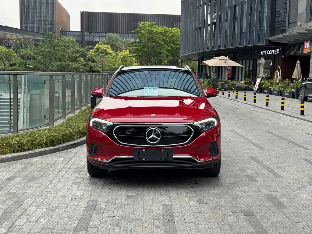 Mercedes-Benz EQA 2022