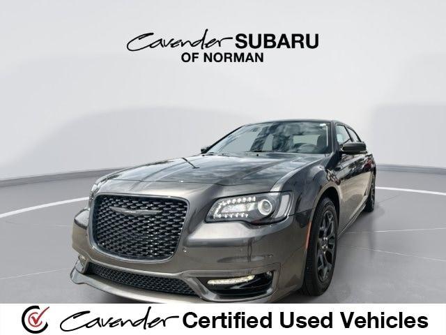 Chrysler 300 2023