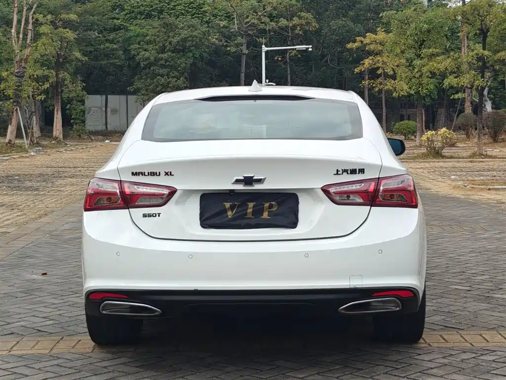 Chevrolet Malibu 2021