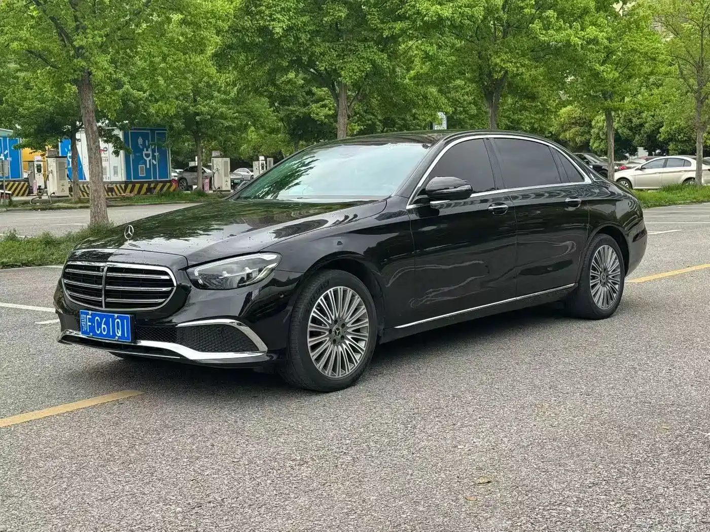 Mercedes-Benz E-Класс 2023