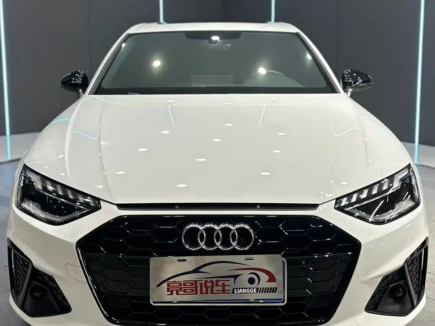Audi A4 2024