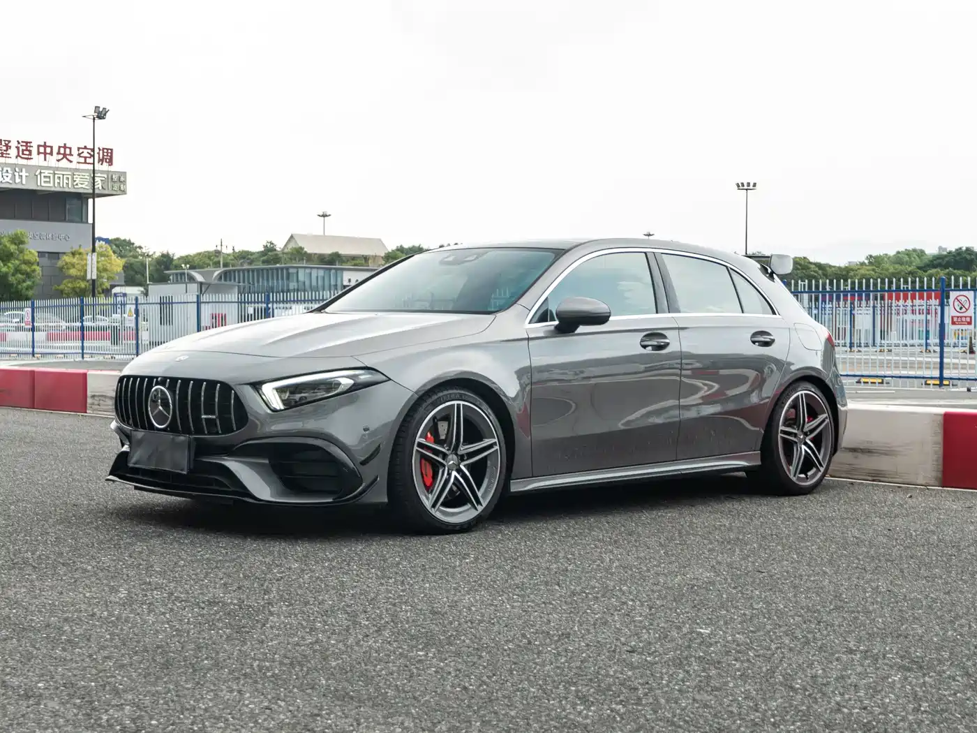 Mercedes-Benz A-Класс 2022