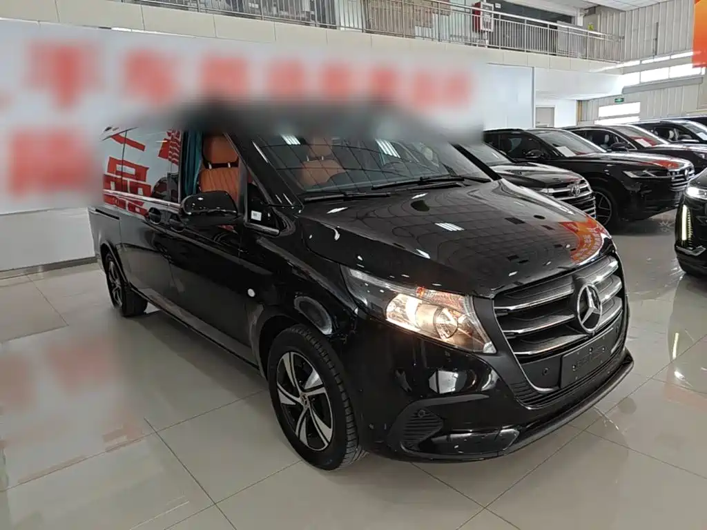 Mercedes-Benz Vito 2025