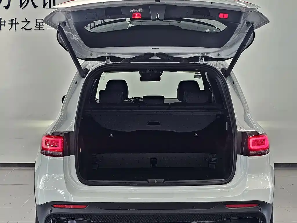 Mercedes-Benz GLB AMG 2023