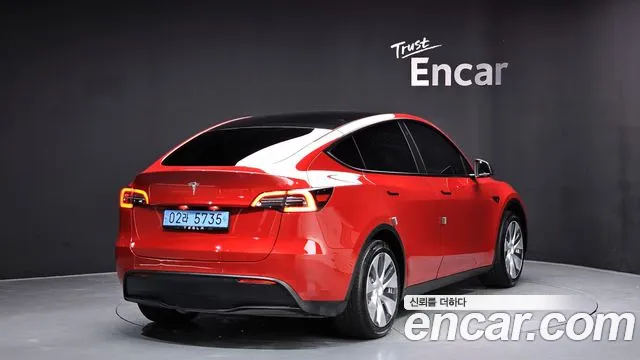 Tesla Model Y 2021