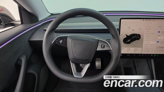 Tesla Model 3 2024