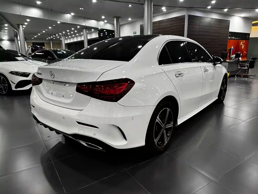 Mercedes-Benz A-Класс 2024