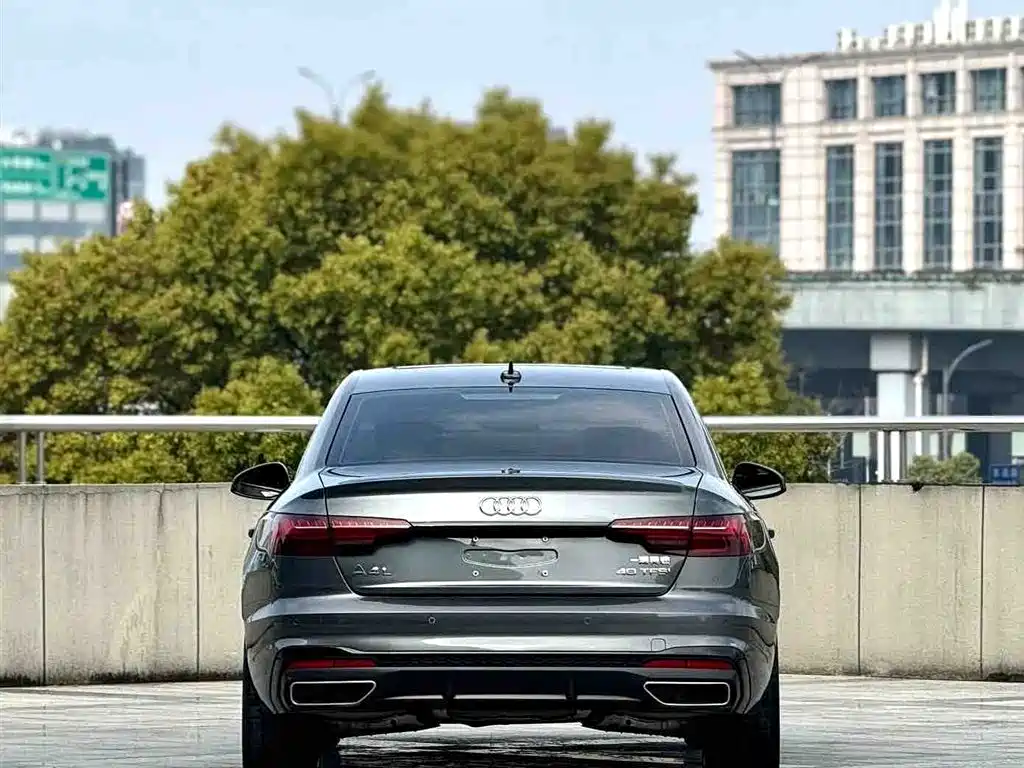 Audi A4 2025