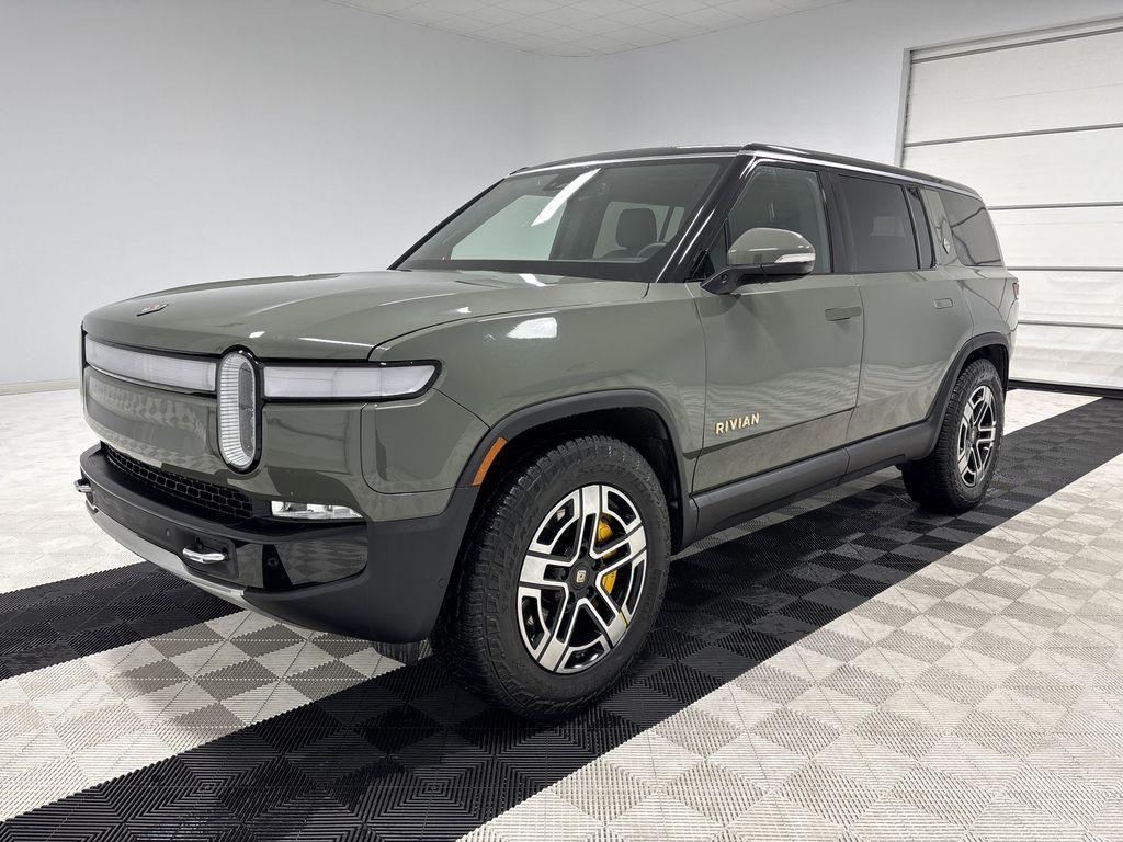 Rivian R1S 2022