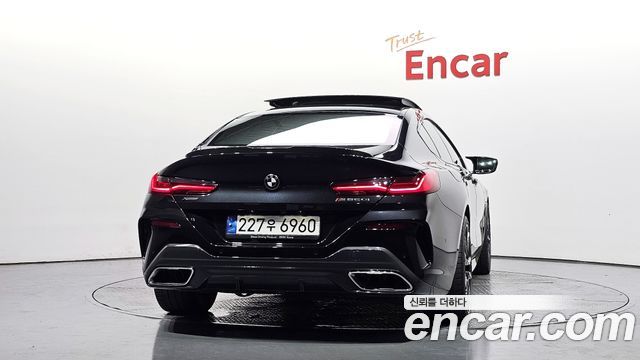 BMW 8 серии 2023