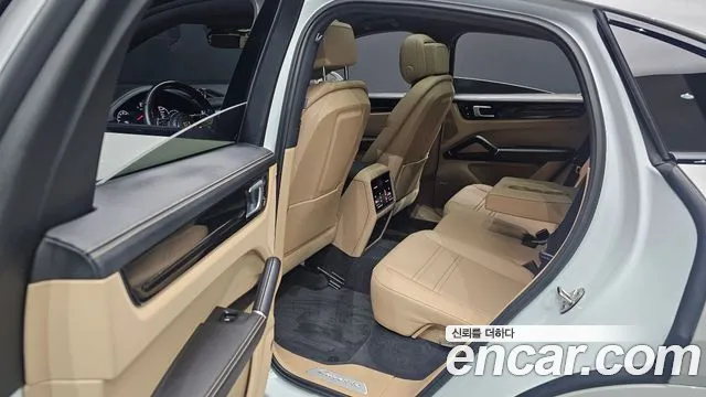 Porsche Cayenne 2020
