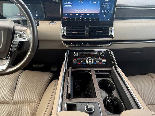 Lincoln Navigator 2023