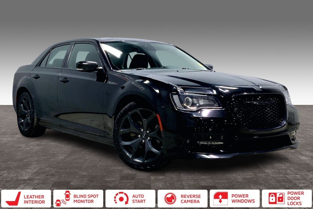 Chrysler 300 2022