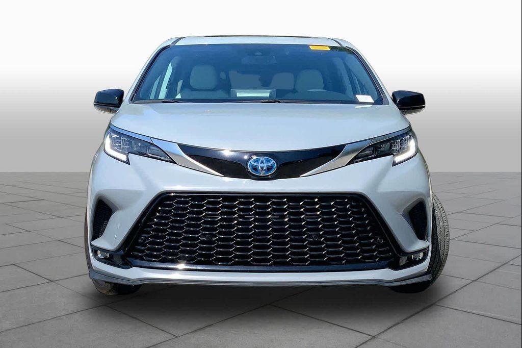 Toyota Sienna 2023