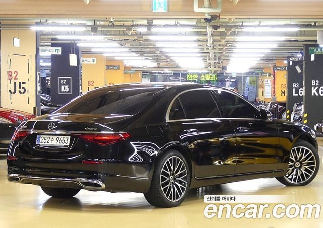 Mercedes-Benz S-Класс 2024