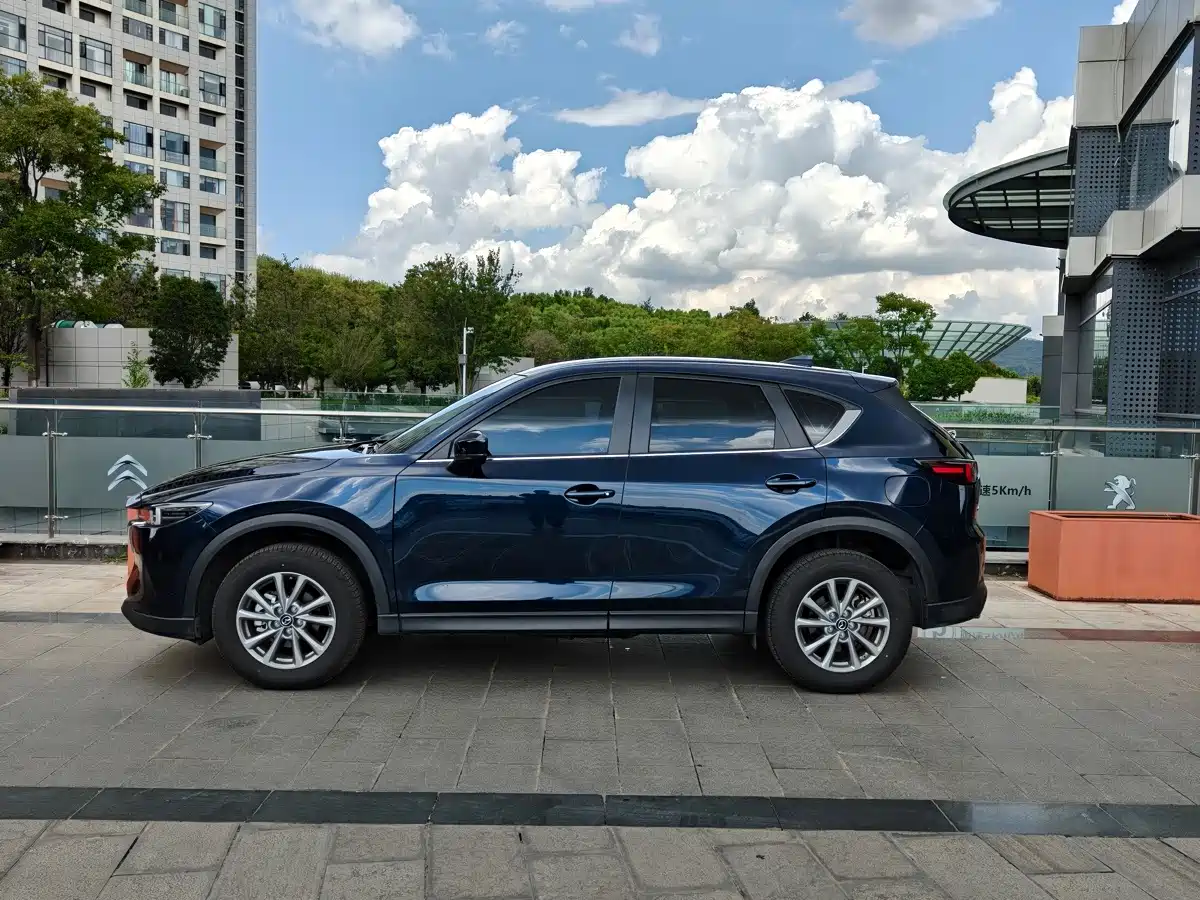 Mazda CX-5 2025
