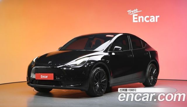 Tesla Model Y 2023