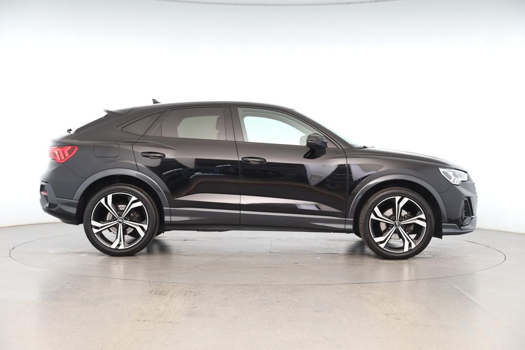 Audi Q3 2021