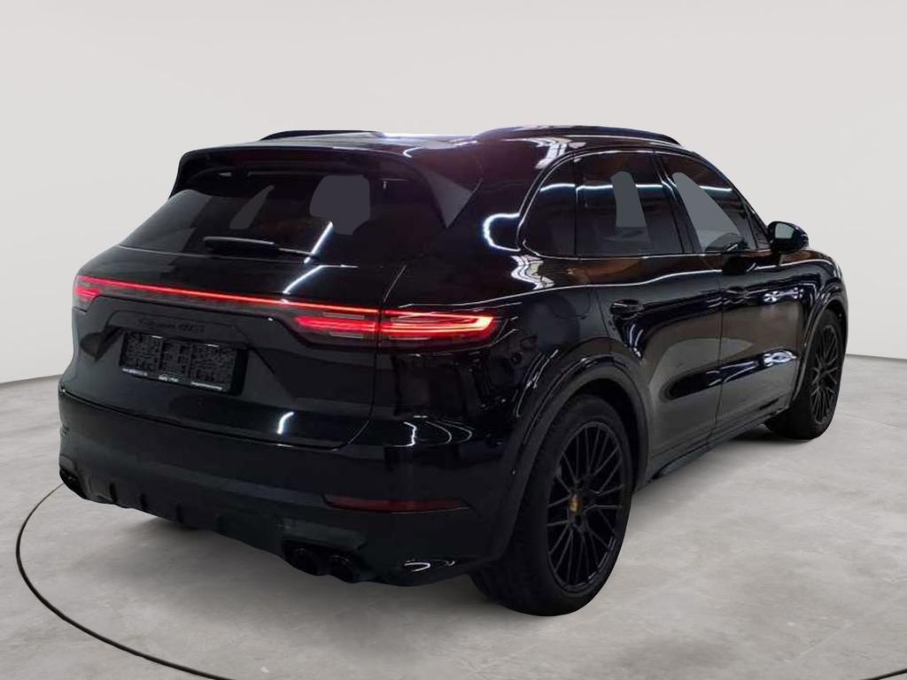 Porsche Cayenne 2022