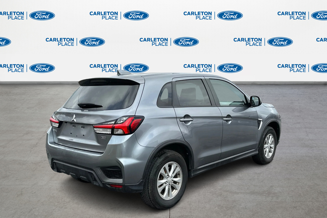 Mitsubishi RVR 2023