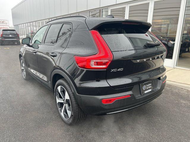 Volvo XC40 2025