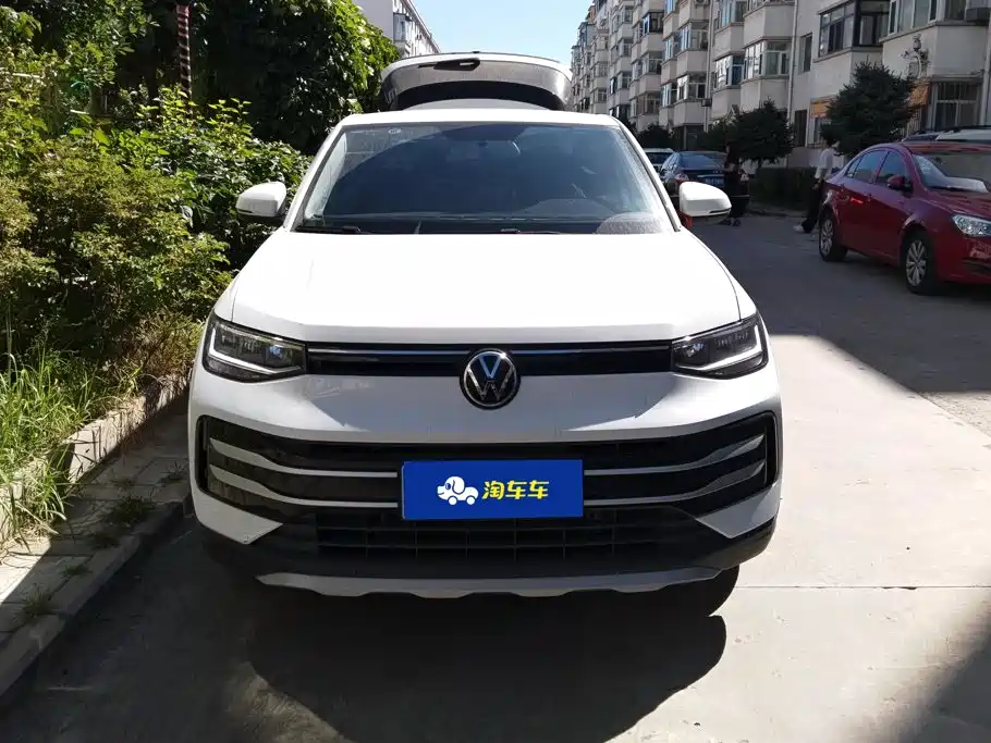 Volkswagen Tharu 2025