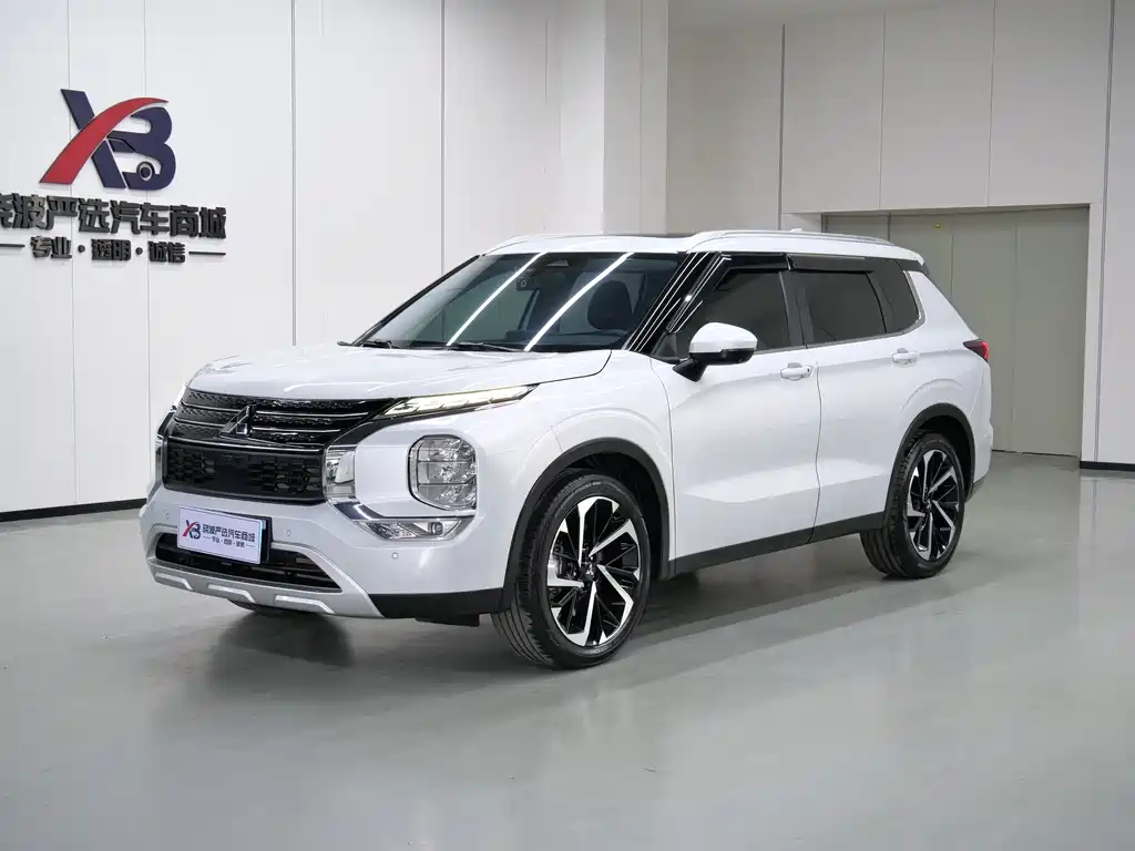 Mitsubishi Outlander 2023