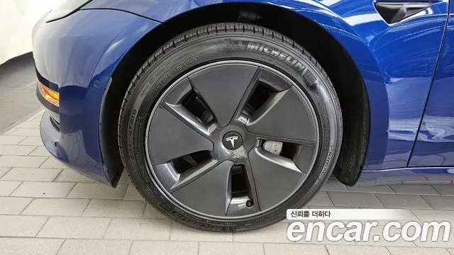 Tesla Model 3 2021