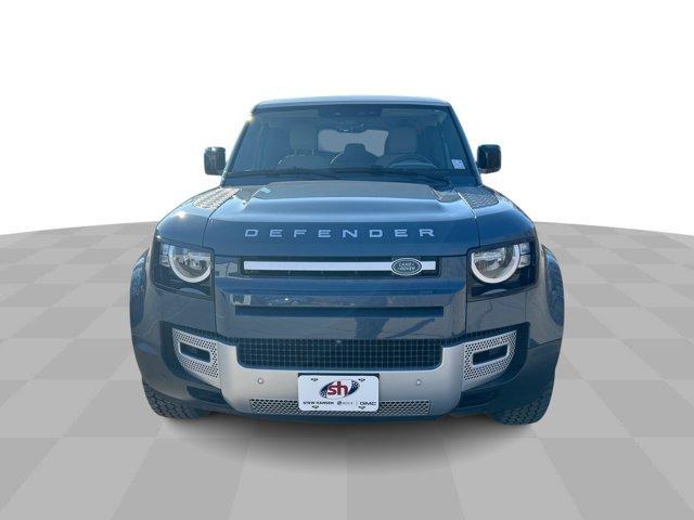 Land Rover Defender 2022