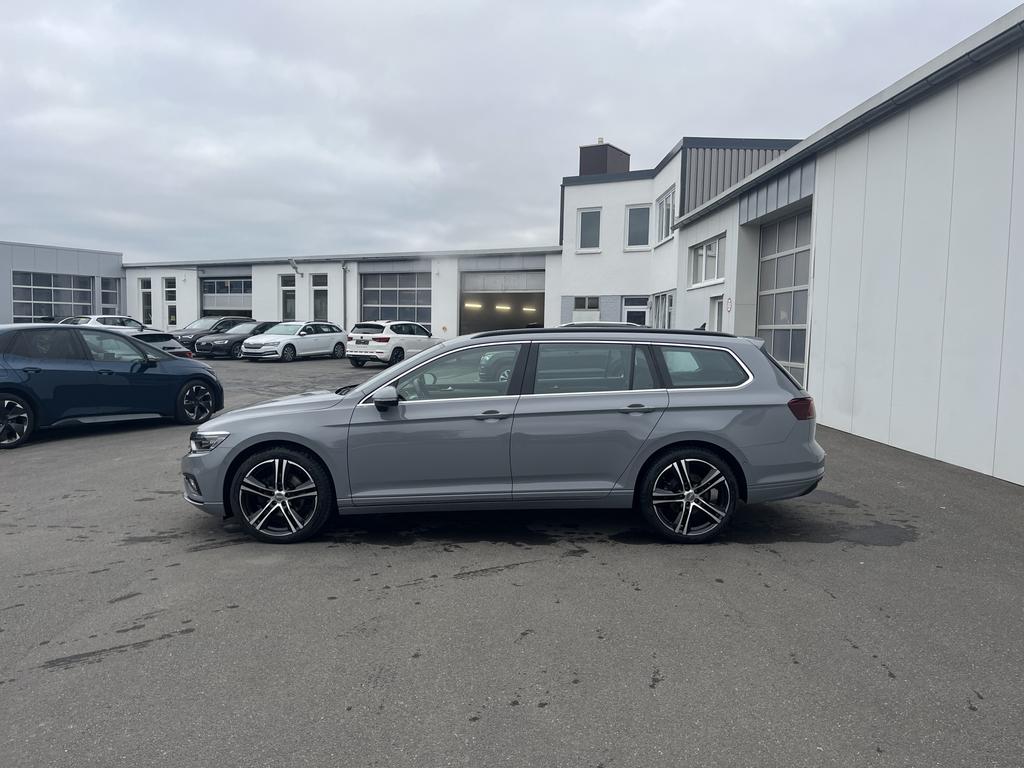 Volkswagen PASSAT VARIANT 2023