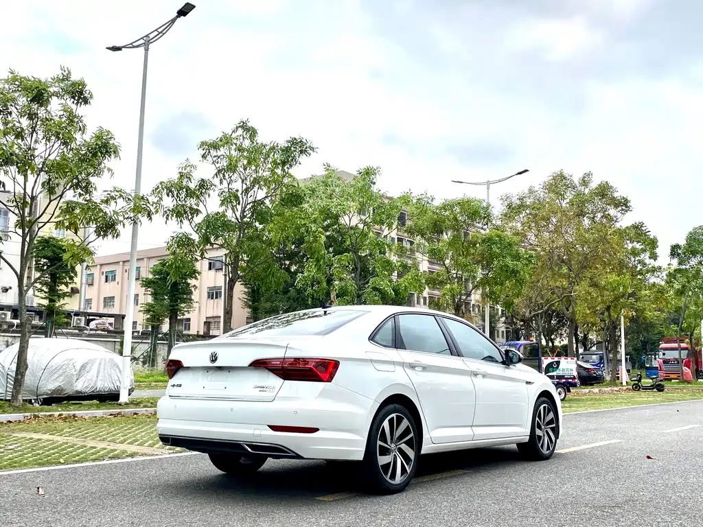 Volkswagen Jetta 2022