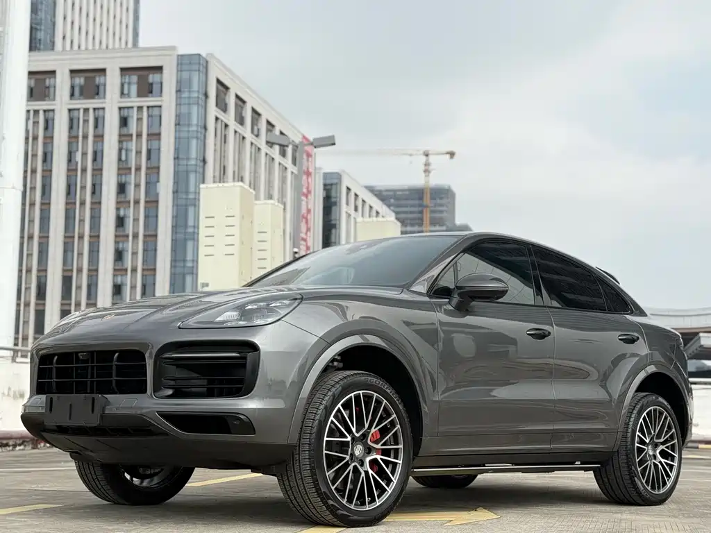 Porsche Cayenne 2022