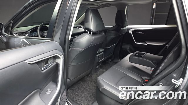 Toyota RAV4 2024