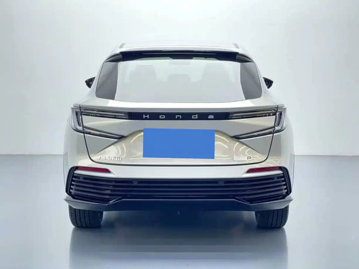 Honda e:NP2 2024