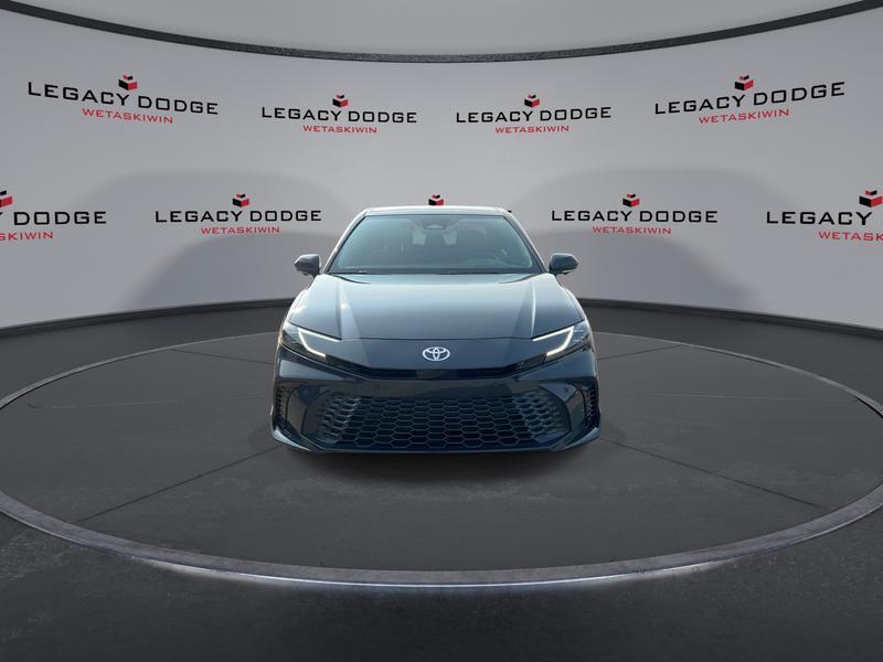 Toyota Camry 2025