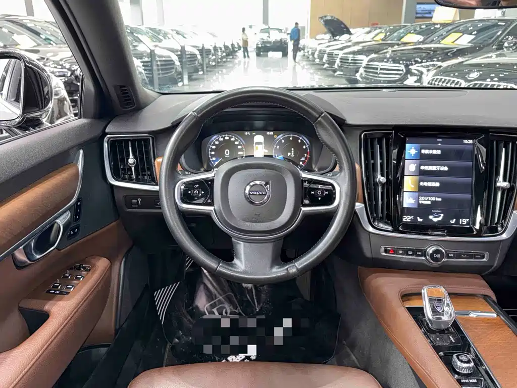 Volvo S90 2021