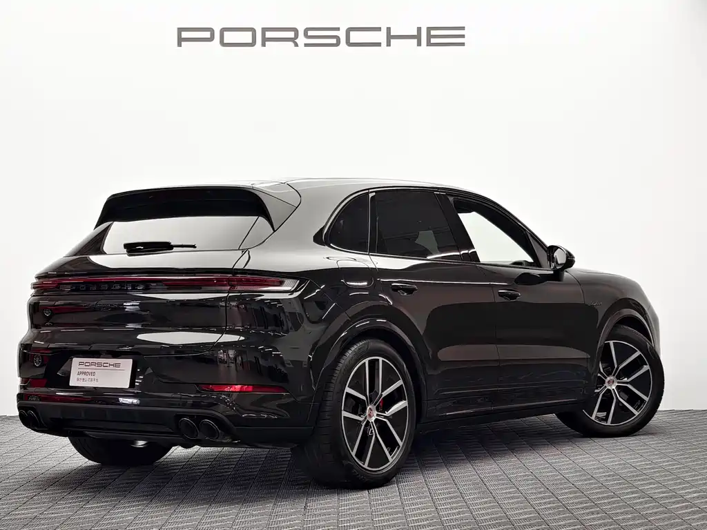 Porsche Cayenne 2025