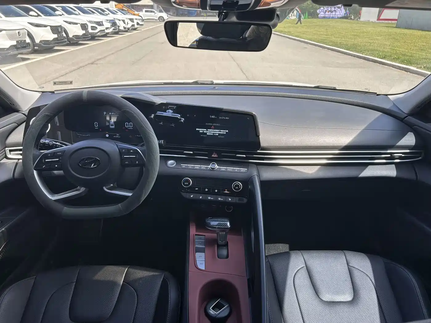 Hyundai Elantra 2023