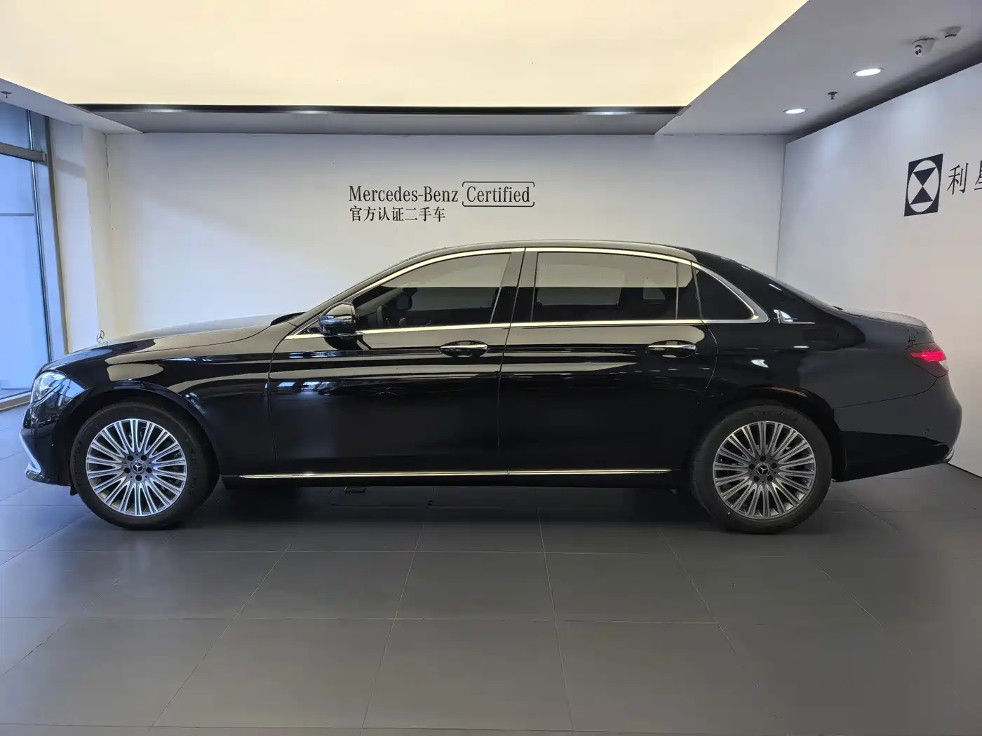 Mercedes-Benz E-Класс 2022