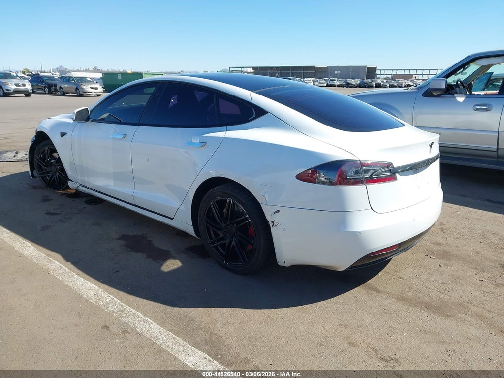 Tesla Model S 2021