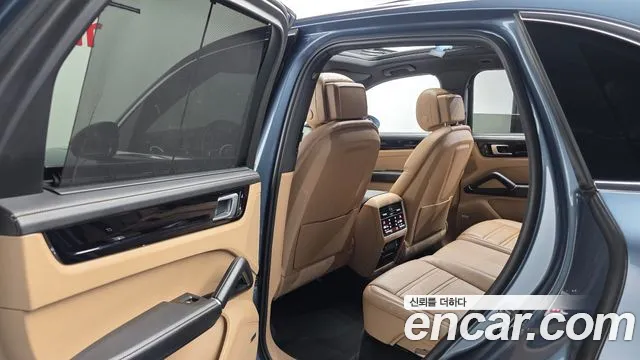 Porsche Cayenne 2020
