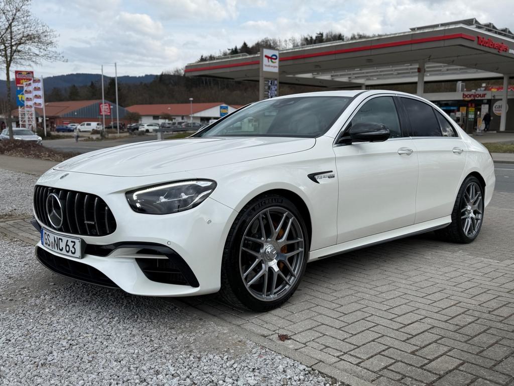 Mercedes-Benz E 63 AMG 2022