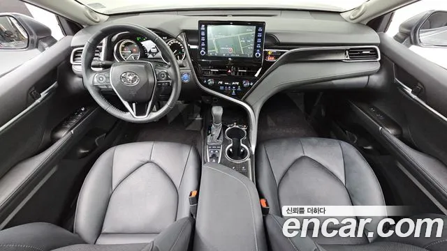 Toyota Camry 2024